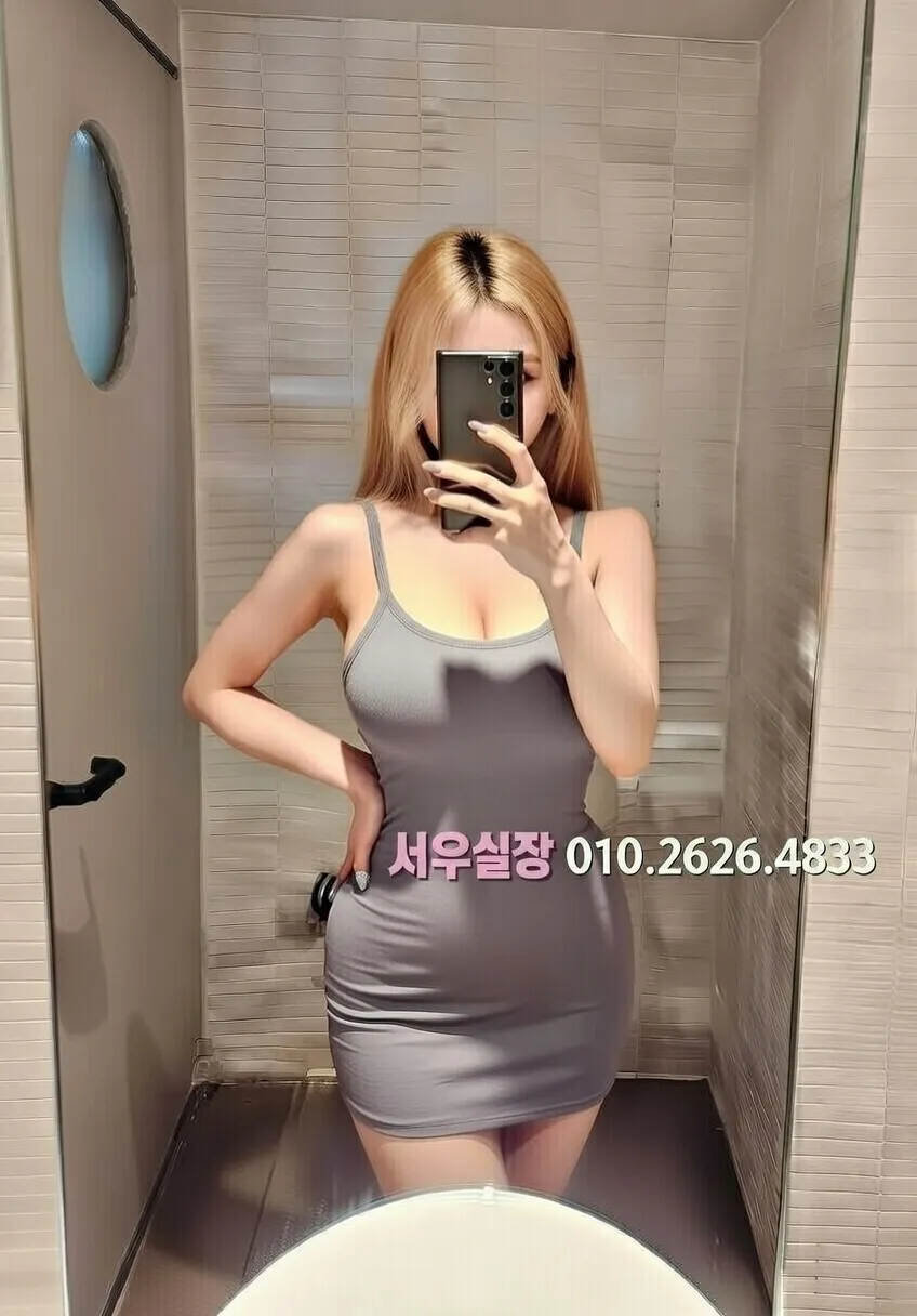 프리미엄 파트너 프로필 10 - 다양한 스타일의 매력적인 파트너