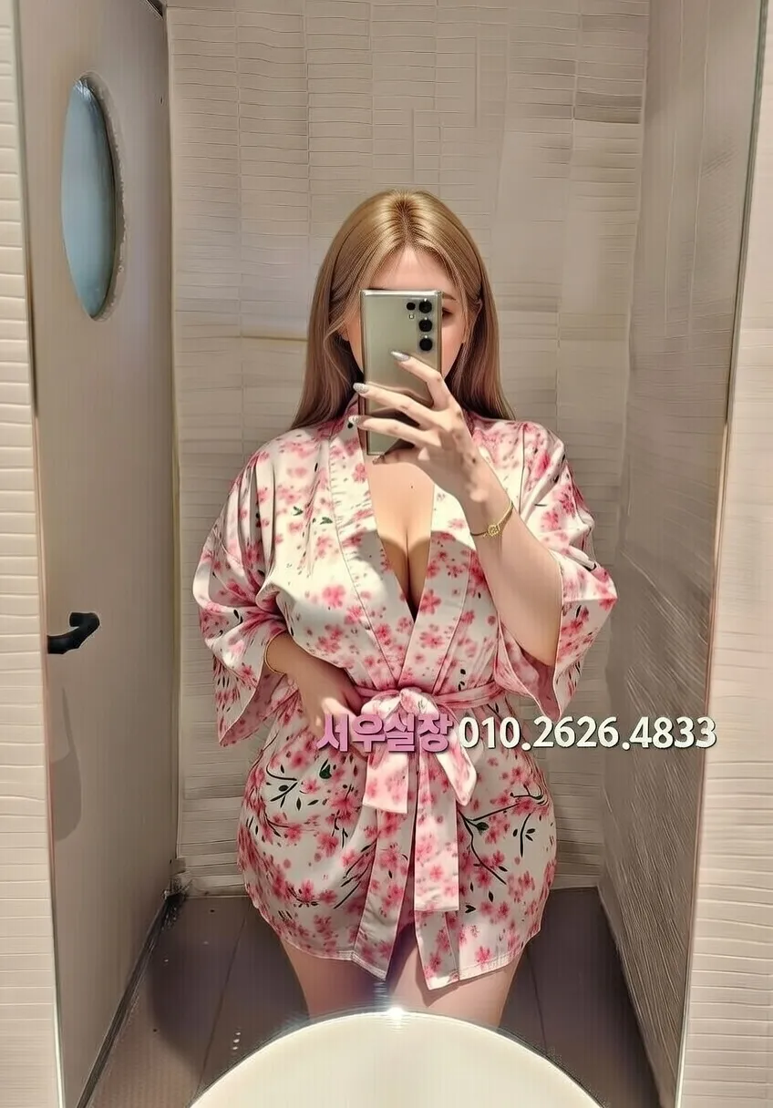 프리미엄 파트너 프로필 3 - 다양한 스타일의 매력적인 파트너